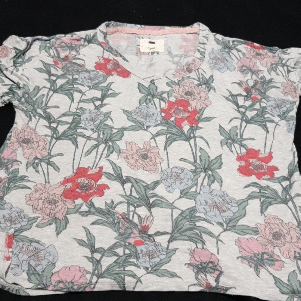 Cupio Ladies V Neck  shirt